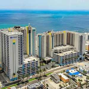 Upscale 3 Bedroom Ocean Walk - Live Your Dream Daytona Beach