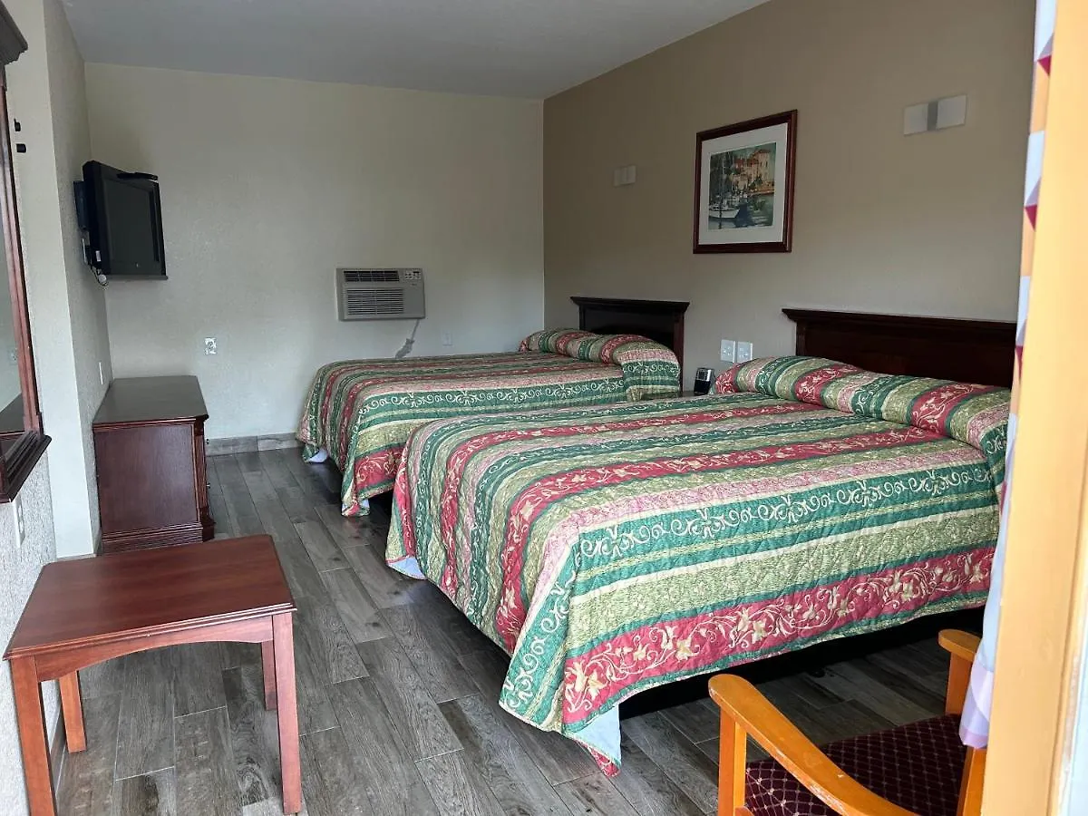 Sunshine Inn Of Daytona Beach 2*,  United States